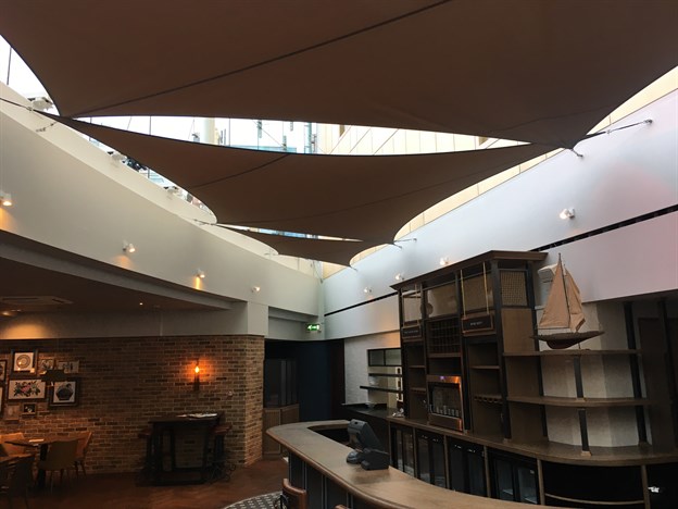 Marriot Kensington, Atrium Shade