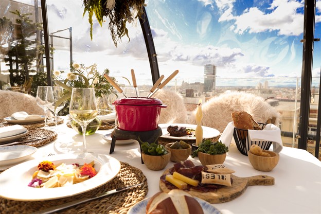 Dining Pods New Design, Spain